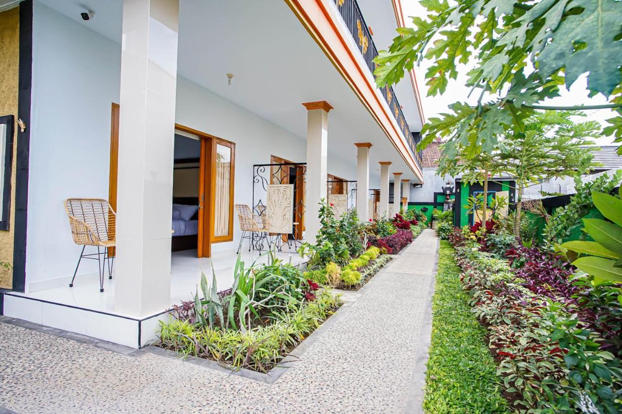 Guest House At Gunung Salak Bali Kerobokan Eksteriør bilde